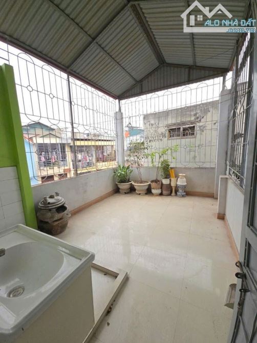 Bán nhà sát Phố Kim Giang, Quận Hoàng Mai, Ngõ thông gần phố,về ở ngay, dt 57m2 giá 8.6 tỷ - 4