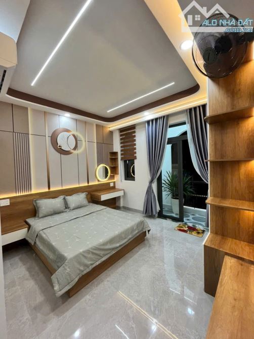 CHÍNH CHỦ BÁN NHÀ NGUYỄN SUÝ 4X16M 5 TẦNG MỚI , GIÁ 8,7 TL - 4