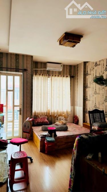 MTKD HUỲNH VĂN MỘT- NGAY TRUNG TÂM TÔ HIỆU - THẠCH LAM - TÂN PHÚ-4 TẦNG-4X19 -12 TỶ 3 - 4