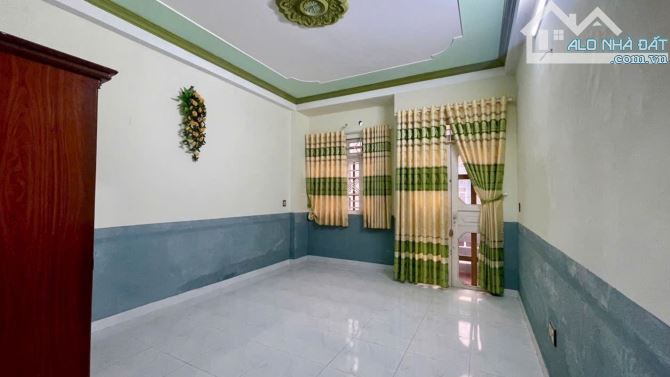 Bán nhà HXH thông 6m đường Lê Đức Thọ , 3 tầng ,  dt 90,3 m2 , giá nhỉnh 10 tỷ - 4