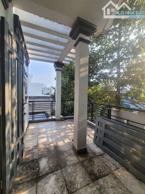 6Tỷ8__72m2__Kinh Doanh OK__Nhà 1T2L Mặt tiền đường Nguyễn Trung Trực__gần chợ Dĩ an 1 - 4