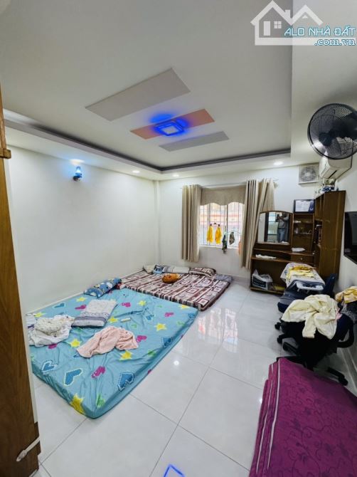NHÀ MẶT TIỀN..ĐƯỜNG SỐ 4..P11 Q6..4 TẦNG ĐẸP..2 MẶT TIỀN..14.5 TỶ - 4