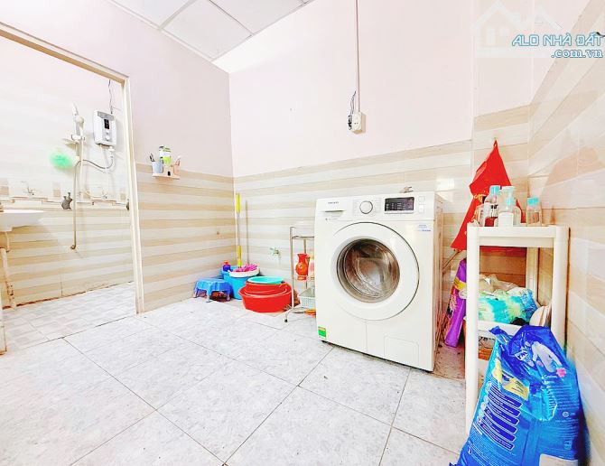 NHÀ KHÔNG LỘ GIỚI - HẺM 6M XE HƠI - KHU VIP LÊ VĂN QUỚI - GIÁP TÂN PHÚ - NHÀ 2 TẦNG ĐÚC - - 4
