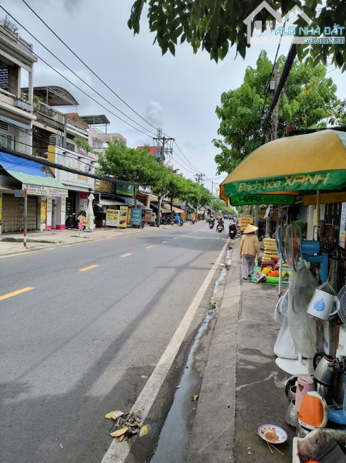 BÁN NHÀ MẶT TIỀN PHẠM VĂN BẠCH – P.13 TÂN BÌNH – 2 LẦU – NỞ HẬU ĐẸP - 4