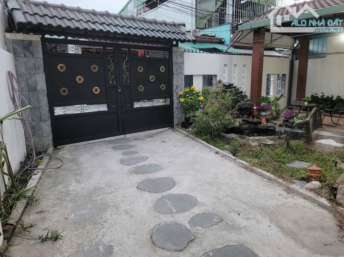 BÁN BIỆT THỰ  2 TẦNG, DT186m2 NGANG 10M, TẠI HOÀ KHÁNH LIÊN CHIỂU - 4