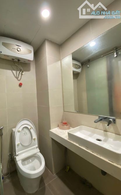 Hiếm! Nhà Hồ Tùng Mậu 50M*7T ,Vị trí đắc địa, KD sẵn dòng tiền, cạnh ĐH thương mại, 16,8tỷ - 4