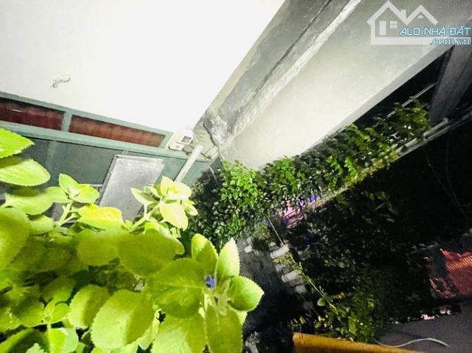 BÁN NHÀ - TRẦN BÌNH TRỌNG - TẶNG TOÀN BỘ NỘI THẤT GIÁ TRỊ - CHỈ 3,5 TỶ - 24.5M2 - 4
