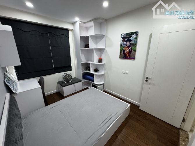 Bán căn góc 3 ngủ tòa C3 D
