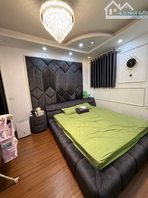 🏡 Bán nhà 5 tầng Bồ Đề, Long Biên, 30m2, Dân xây, Gần Hồ, Ở ngay, 6 tỷ 35 - 4