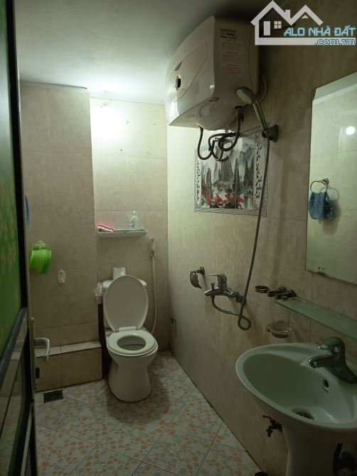 Bán nhà Đức Thượng 50 m2, đường trước nhà ô tô đỗ, kinh doanh được. Nhà dân xây khung bê t - 4