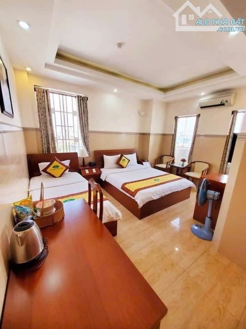 HÓT BÁN KHÁCH SẠN VIP VỚI 55 THU NHẬP 350TR/THAG GIẢM SÂU TỪ 36 TỶ CÒN 33 TỶ. - 4