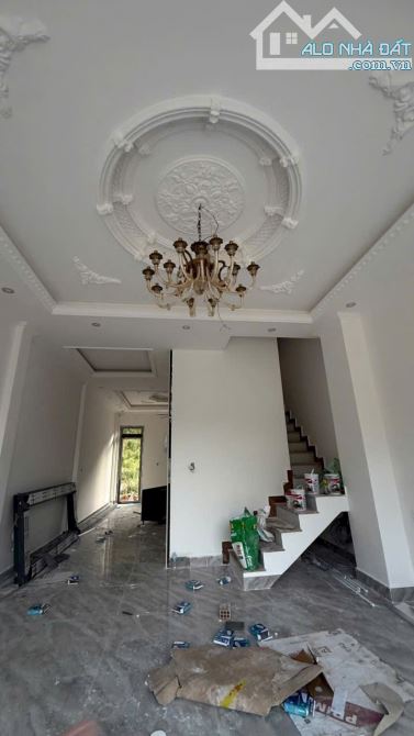 Bán nhà 70m-mới hoàn thiện khu số 5 An Sơn- 🔥8 Tỷ 5- có thang máy- 6P ngủ-view thoáng - 4