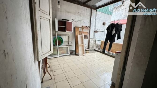 Cho thuê nhà ngõ phố Lê Đại Hành Hai Bà Trưng 40m x 3 tầng, giá 7.3tr/tháng - 4