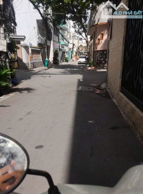 Bán nhà hẻm ô tô Cù Chính Lan, Tân Bình, 102 m2, BTCT 4 tấm,chỉ  14 tỷ, gần sân bay. - 4