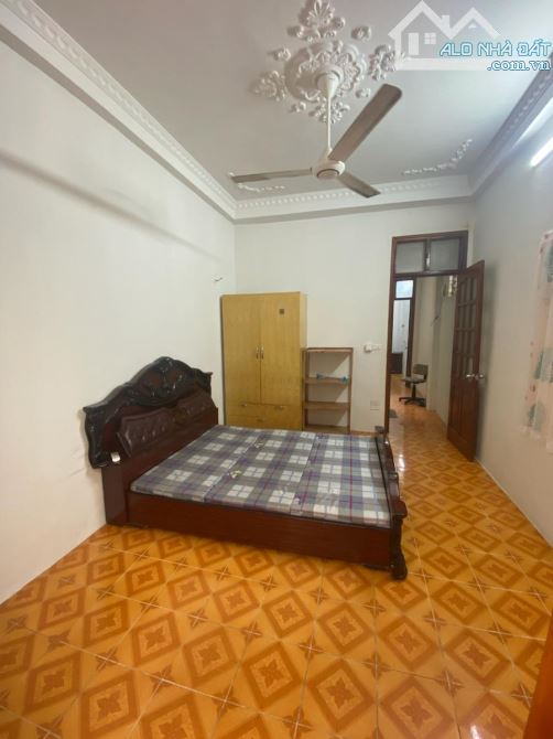 Bán nhà phố Xuân Thủy, Ô Tô, Kinh Doanh, 42m2, Giá 13.6 tỷ - 4