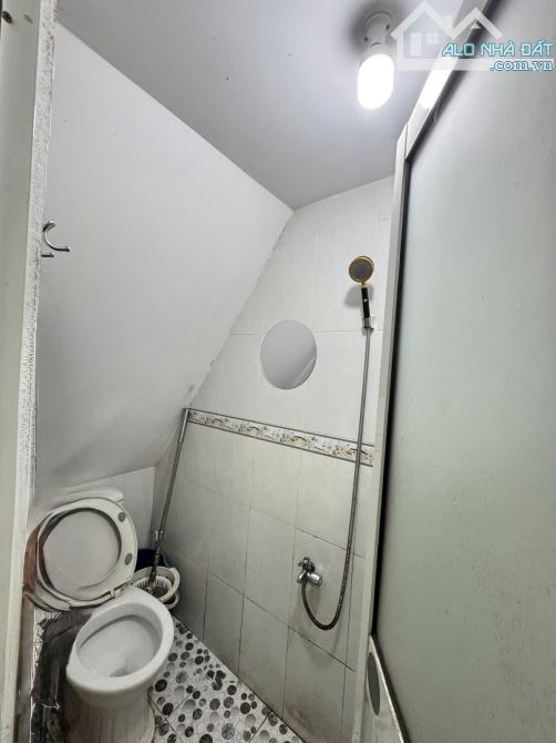 HÀNG HIẾM HIỆP BÌNH CHÁNH THỦ ĐỨC - CHỈ NHỈNH 2 TỶ - HẺM Ô TÔ 7 CHỖ - 4
