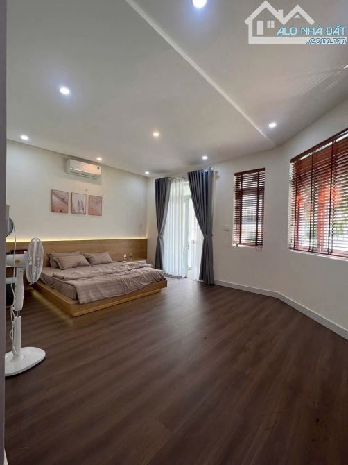 Bán nhà dt 84m2 đúc 3 tầng hẻm 5m xe hơi phường Tân Thới Hiệp gần công an quận 12 giá 6tyx - 4