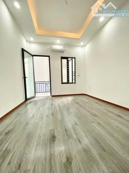 Bán nhà ngõ 64 Vĩnh Hưng, Diện tích 25m x 5 tầng, mặt tiền 4m, giá 5.5 tỷ. - 4