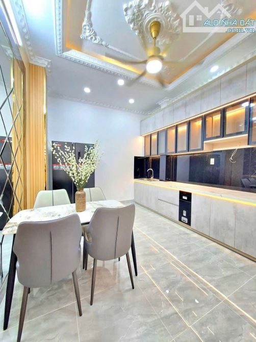Mặt Tiền Hẻm Kinh Doanh Nhà 2 Tầng Mới Hoàn Thiện (Shr) - 4