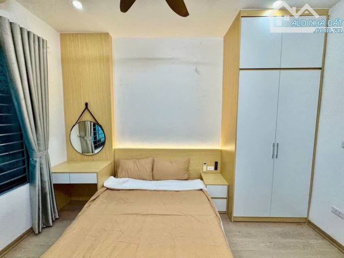CHỈ NHỈNH 2 TỶ CÓ NHÀ ĐẸP - LÔ GÓC, NGÕ THÔNG  FULL NỘI THẤT - 4