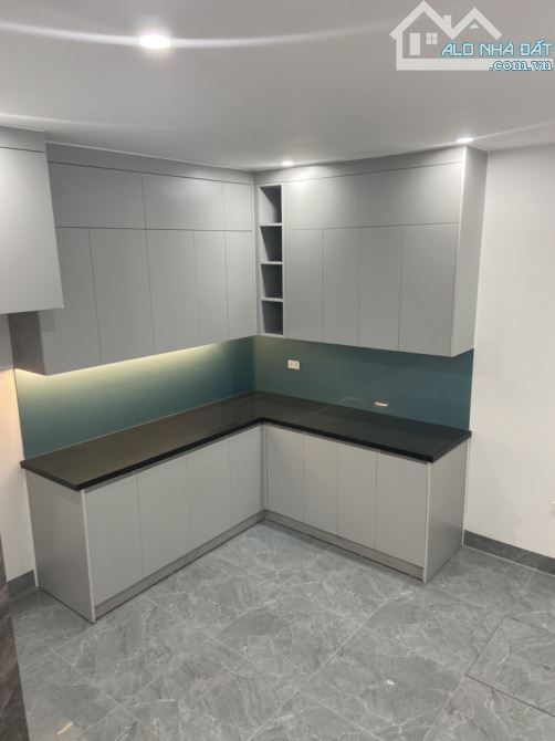 🏡 BÁN NHÀ TRUNG TÂM CẦU GIẤY  – 50M2  x 5 TẦNG THANG MÁY   – GIÁ 10 TỶ 💎 - 4