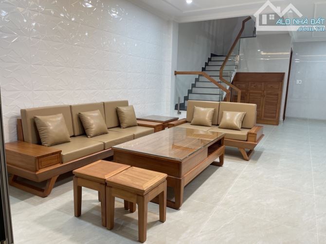 BIỆT THỰ GÒ VẤP TÂN CỔ ĐIỂN ĐƯỜNG NGUYỄN VĂN KHỐI P9 5 TẦNG DIỆN TÍCH 44M2 7,5 TỶ - 4