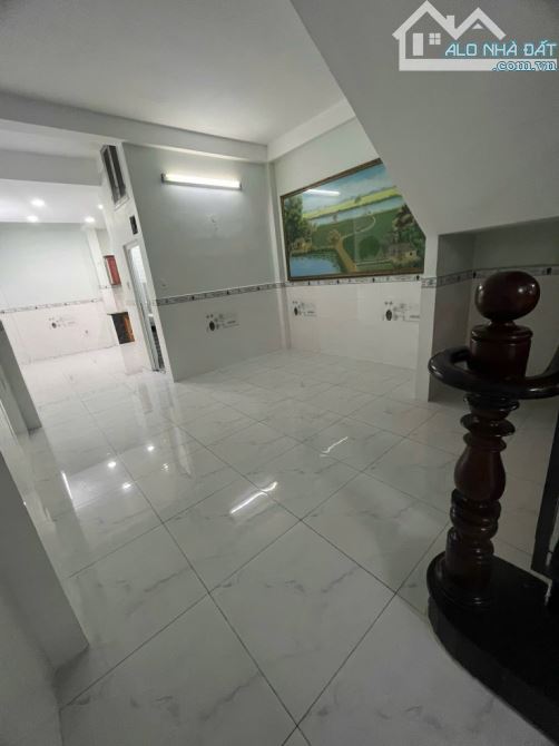 NHÀ GÒ VẤP DÀI 19M NGANG 4,3 GIÁ 7 TỶ 750 Ở ĐƯỜNG SỐ 3 P9 CÓ 3 TẦNG 5 PHÒNG NGỦ - 4