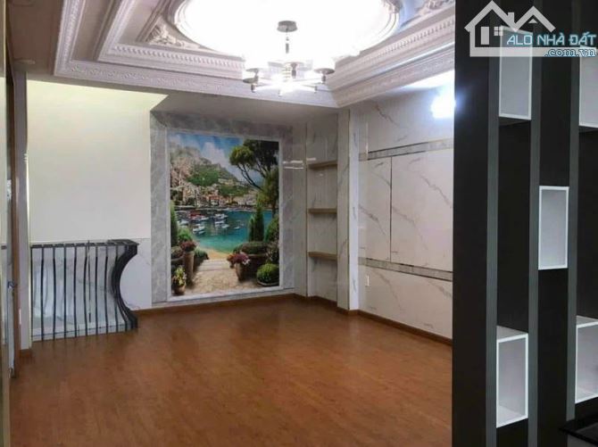 Bán nhà mặt tiền đường Hoàng Bật Đạt Phường 15 Quận Tân Bình - 3