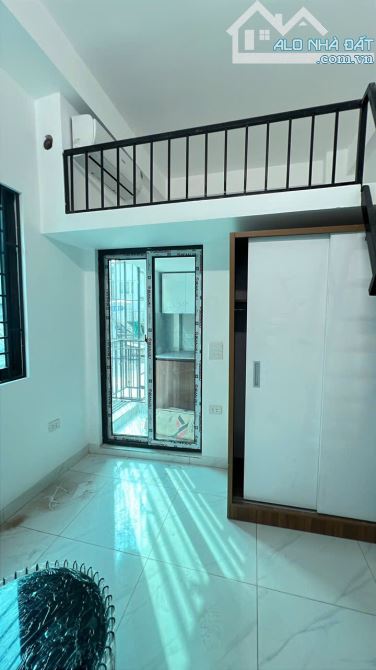 Cho Thuê CCMN Ngõ 87 Yên Xá Thanh Trì 25m2 Gác Xép Bếp Riêng Ban Công Thang Máy Gần Chợ - 4