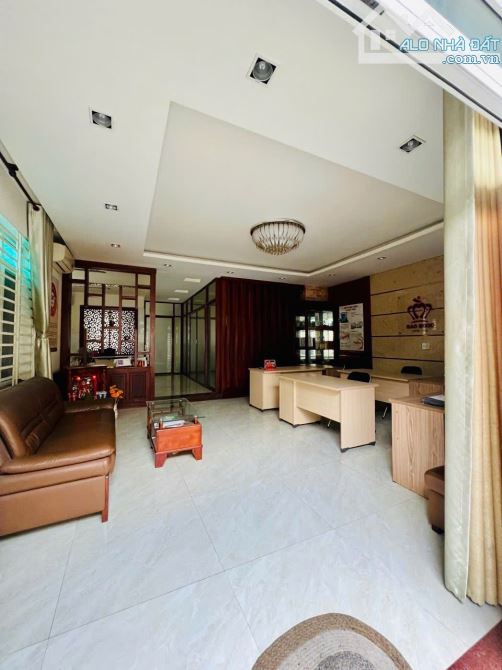 Biệt Thự 10x18m 1 Lầu Khu Vip Toàn Villa Biệt Thự-Gần Lê Trọng Tấn-Aeon Tân Phú - 4