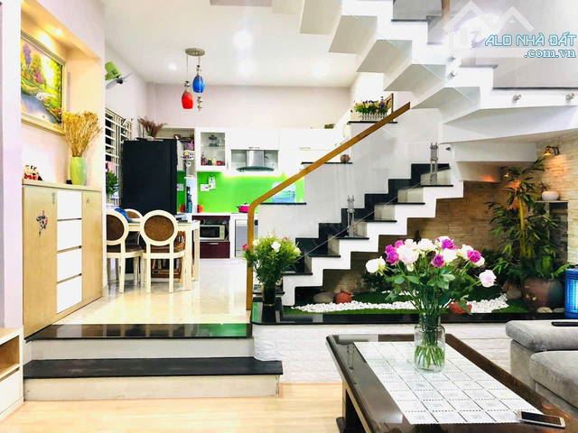 1/ TÂN SƠN NHÌ - TRUNG TÂM QUẬN TÂN PHÚ - HẺM XE TẢI THÔNG - 2 TẦNG - 4,8 x 15 - 8 TỶ HƠN - 4