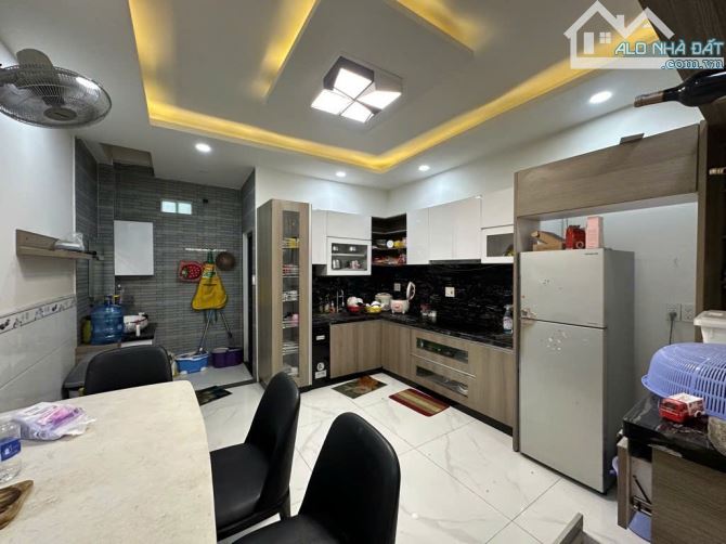 Bán nhà đẹp Tam Phú Thủ Đức, 64m2, 4PN, hẻm 6m, ngay chung cư Cây Keo, giá tốt! - 4
