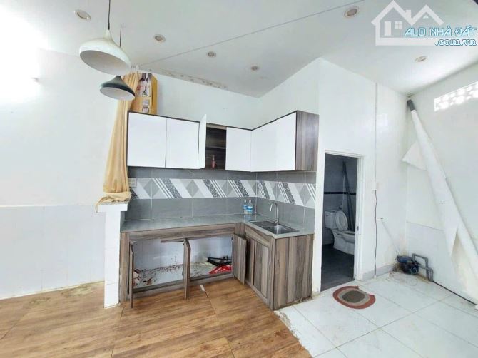 Đến hẹn Siêu phẩm nhà góc 2 mặt tiền Hóc Môn chỉ 730Tr, Sổ riêng thổ cư, 70m2 - 5