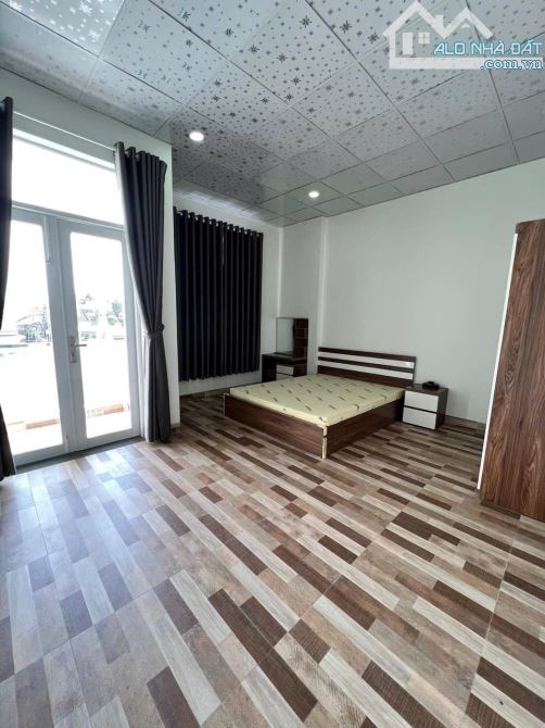 Bán nhà 2 tầng hẻm Lương Định Của ngay chợ Chiều , Vĩnh Ngọc , Nha Trang Giá 2 Tỷ 850 triệ - 5