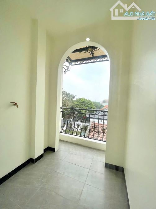 BÁN NHÀ 53M² X 3 TẦNG – GIÁ CHỈ NHỈNH 3 TỶ – CÁCH BẾN XE YÊN NGHĨA 4KM - 5