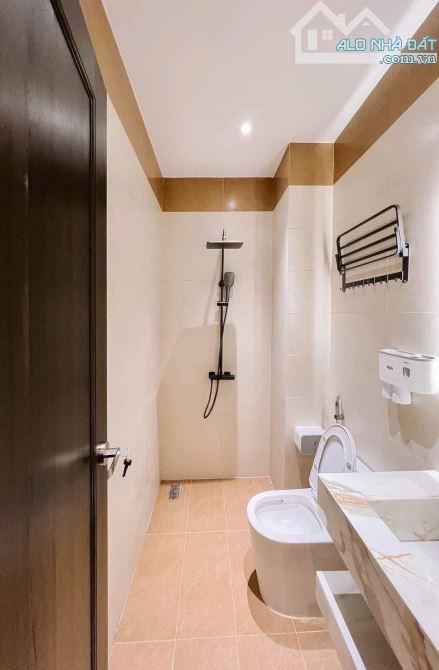 NHÀ ĐẸP GIÁ 3 TỶ 450TR  ĐƯỜNG NGUYỄN KIỆM, PHÚ NHUẬN, SỔ HỒNG RIÊNG, DT 61,5M2 - 5