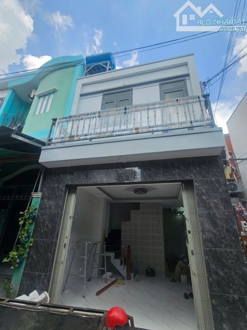 TÂN PHÚ TÂN HƯƠNG-ĐS18 2 TẦNG -4X8- HẺM XE HƠI - AN NINH - NHÀ MỚI ĐẸP Ở NGAY-3 TỶ 980 - 5