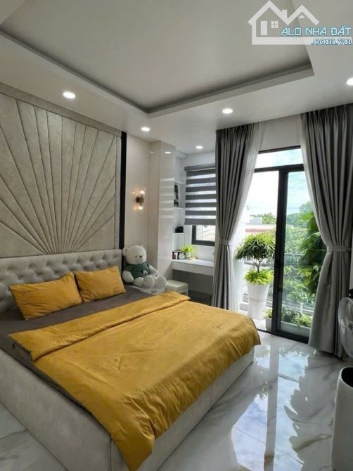 SIÊU PHẨM BIỆT THỰ MINI BÌNH THẠNH - 60M2- 4 TẦNG- HẺM XE HƠI - CẦU THANG ỐP GỖ CAMXE - 5