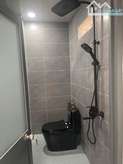 Chính chủ gửi bán căn nhà có gác lửng 5x21 tại phường Tân Hiệp nhà mới xây. - 5