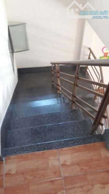 BÁN NHÀ HẺM 2M CÁCH MAI XUÂN THƯỞNG 30M.CÁCH BIỂN 800M.DT 49.9M NGAG 3,94M NỞ HẬU CÓ 2PN - 5