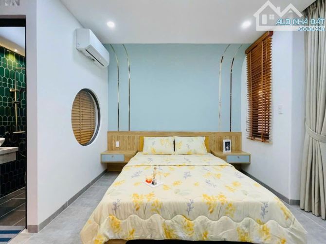 Bán nhà 2 tầng, 54m2 ngay Lê Văn Sỹ, Quận 3. Giá: 3 Tỷ 160. Sổ hồng riêng, hẻm 1/ 4.5m - 5