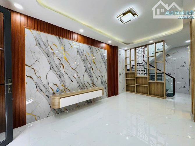 2 TẦNG - 6mX9m - hẻm xe hơi - HIỆP THÀNH 35 - Phường Hiệp Thành Quận 12 - giá chỉ 4ty - 5