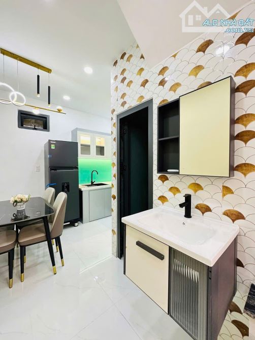 🏠 Hàng hiếm / Nhà Vườn Chuối,P4,Quận 3 / Giá 3tỷ300, DT 45m2 + 2PN,dòng tiền sẵn 13tr/1th - 5