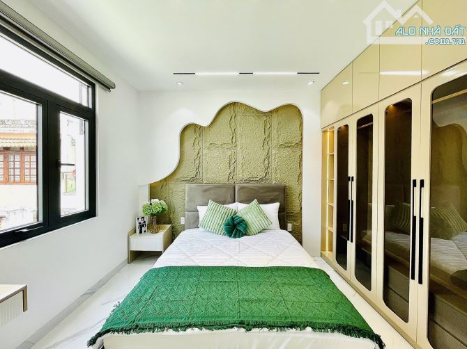BÁN NHÀ ĐẸP 1 SẸC CÔNG VIÊN LÀNG HOA – HẺM XE HƠI – KHU PHÂN LÔ ĐỒNG BỘ – 8 TỶ NHỈNH - 5