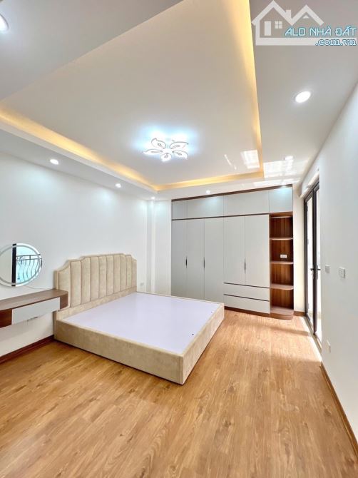 Nhà mới ở ngay Khâm Thiên nội thất đẹp ngõ bagac gần oto ở sướng - 5