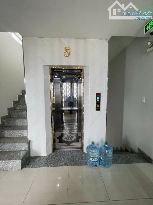 TÒA NHÀ 7TẦNG MẶT TIỀN có THANG MÁY TMT,Q12.dt168m2(8mx20m) DÒNG TIỀN 100tr/th 💰 22 tỷ - 6
