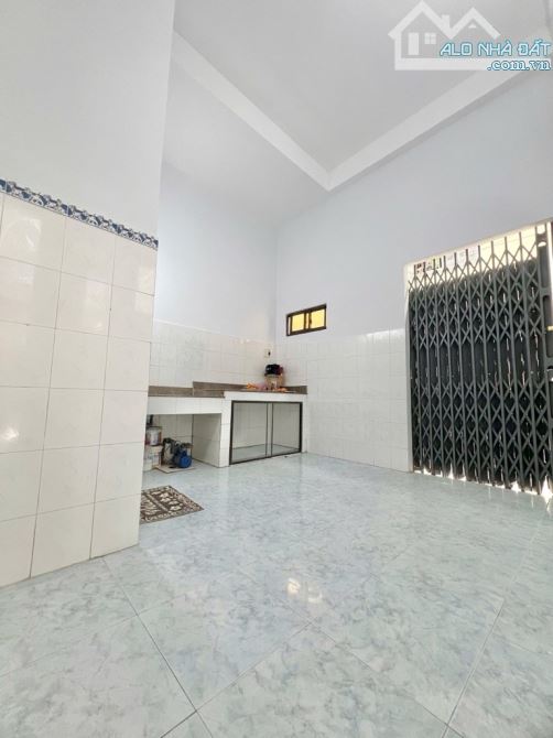 NGANG 4.5M - HXH LÔ GÓC - 1 CĂN RA MT HẬU GIANG - CHỈ 6 ĐỒNG SỞ HỮU NGAY - 6