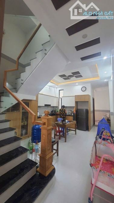 Nhà 3 tầng Tân hòa đông hoà dĩ an gần làng đại học quốc gia - 6