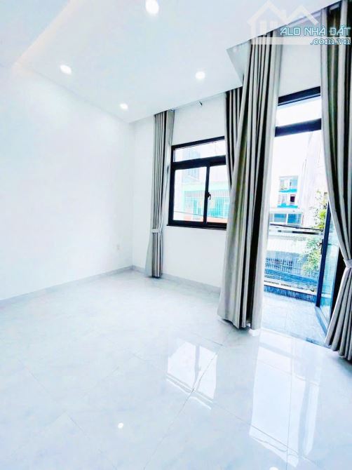 👉4.1 TỶ - HẺM 8M XE TẢI - 1/ ĐƯỜNG GÒ XOÀI - GIÁP TÂN PHÚ, LÊ THÚC HOẠCH - 40M2, 3 TẦNG - 6