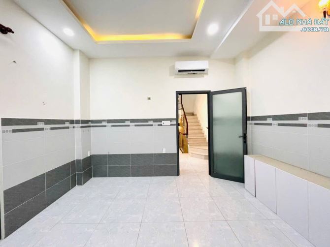 Căn nhà 1 trệt 2 lầu,mái đúc, hẻm xe hơi ngay trường Võ Thị Sáu P.16 Gò Vấp. - 6